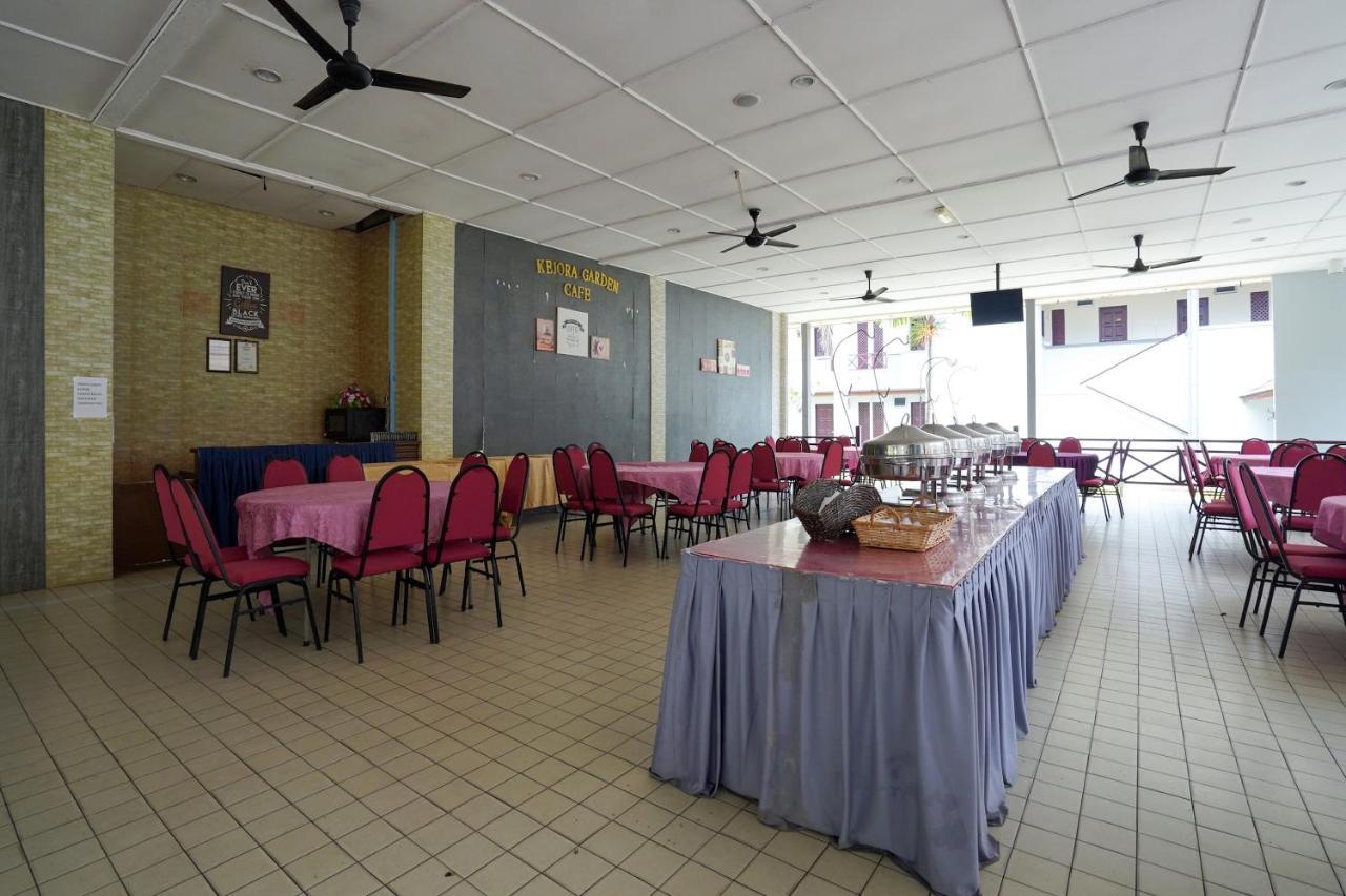 Oyo 44020 Kejora Garden Resort Kampong Pasir Bogak Dış mekan fotoğraf