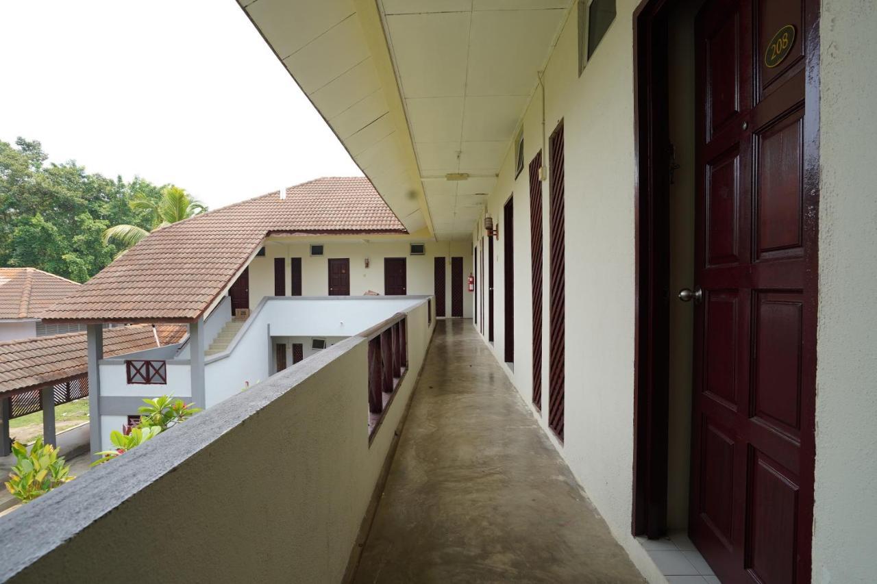 Oyo 44020 Kejora Garden Resort Kampong Pasir Bogak Dış mekan fotoğraf