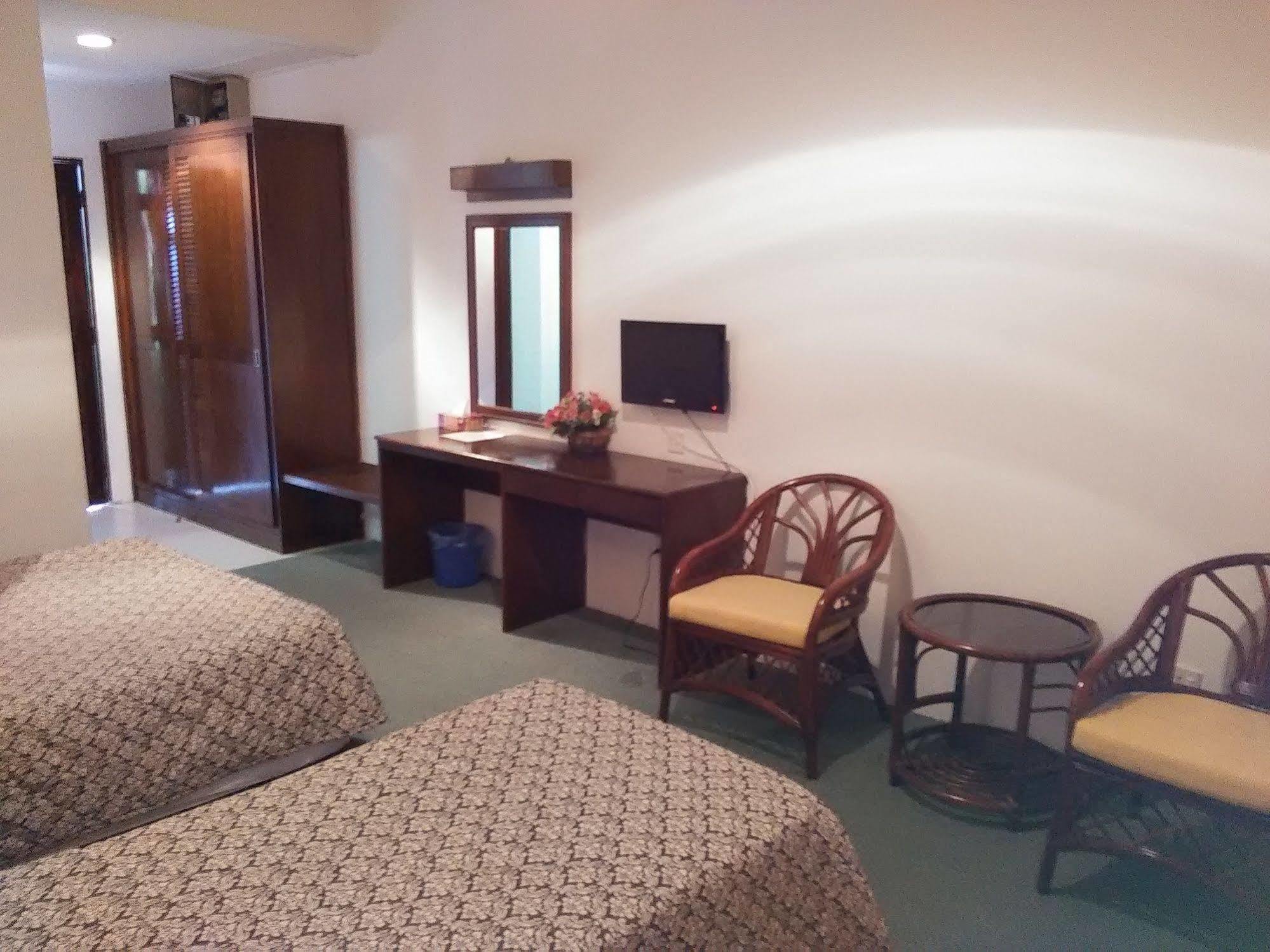 Oyo 44020 Kejora Garden Resort Kampong Pasir Bogak Dış mekan fotoğraf